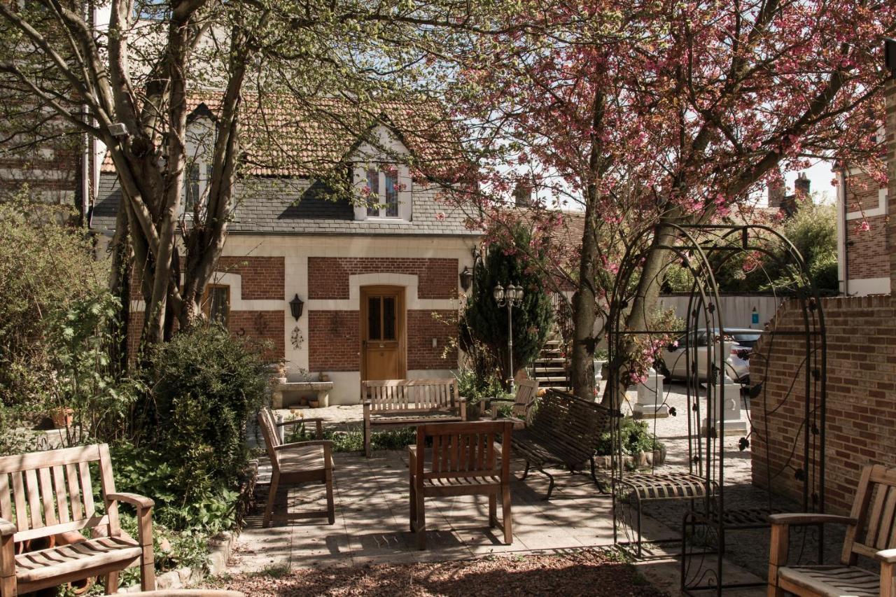 Coq hôtel Montreuil (Pas-de-Calais) Exterior foto
